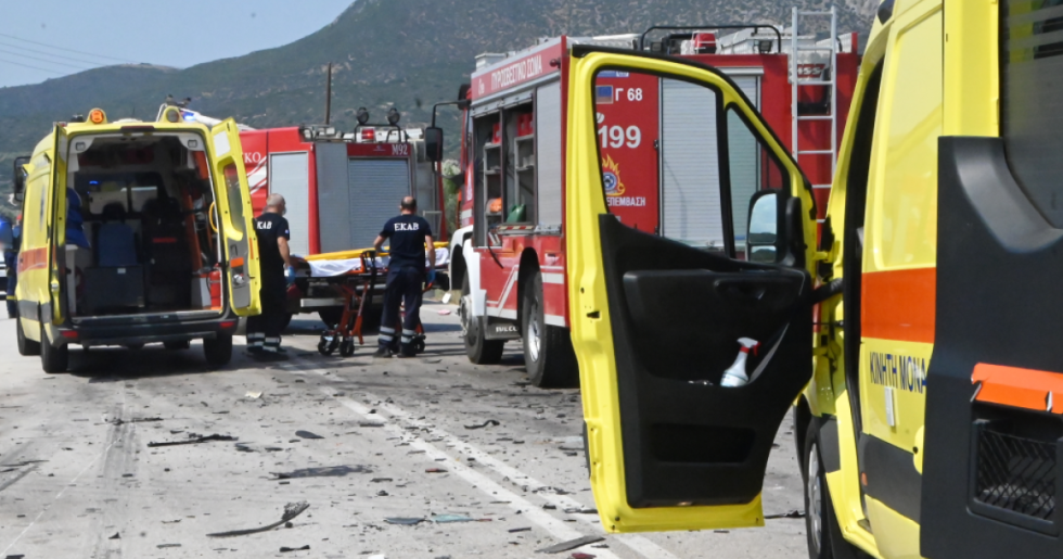 Νεκρός και τραυματίας σε τροχαίο στην εθνική Θηβών – Χαλκίδας